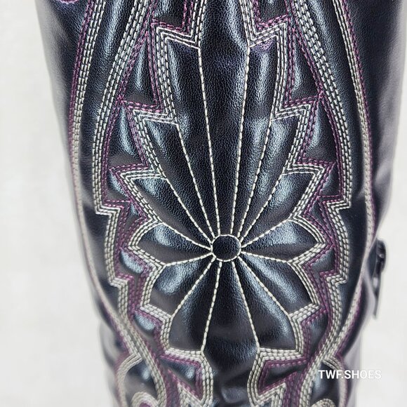 Elegant Black Embroidered Heeled Boots - Picture 6 of 7